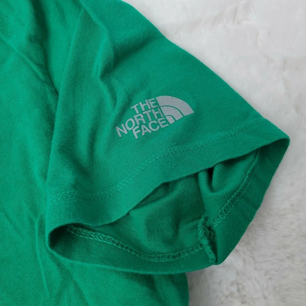 The North Face Men's Large T-Shirt 